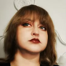<em>Selena</em>